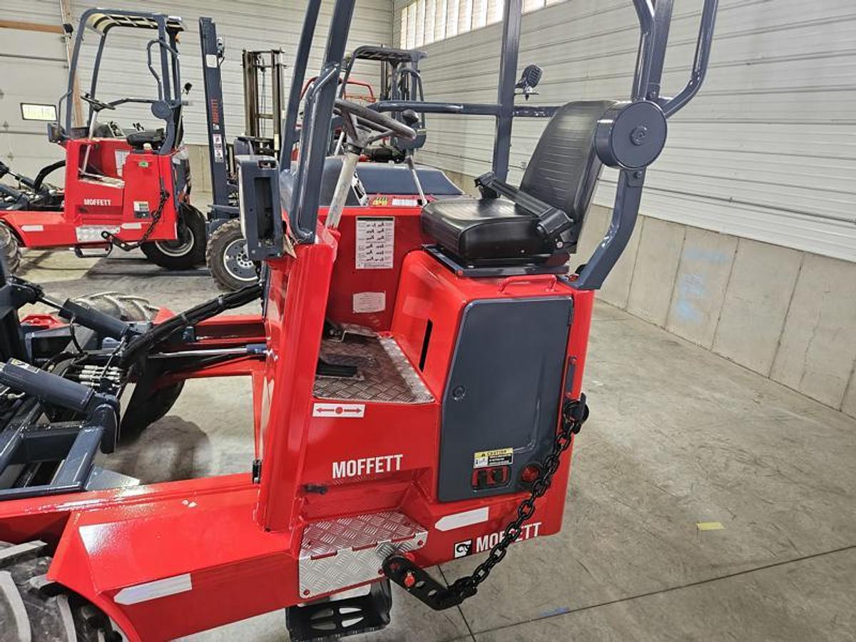 Used 2019 Moffett M8 55.3NX