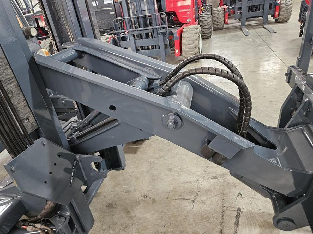 Used 2018 LOADMAC 825  2 Way Forklift w/Extended Reach