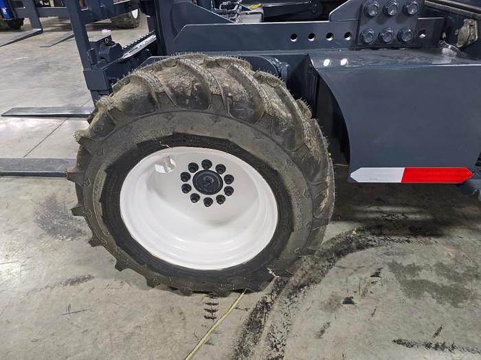 Used 2018 LOADMAC 825  2 Way Forklift w/Extended Reach