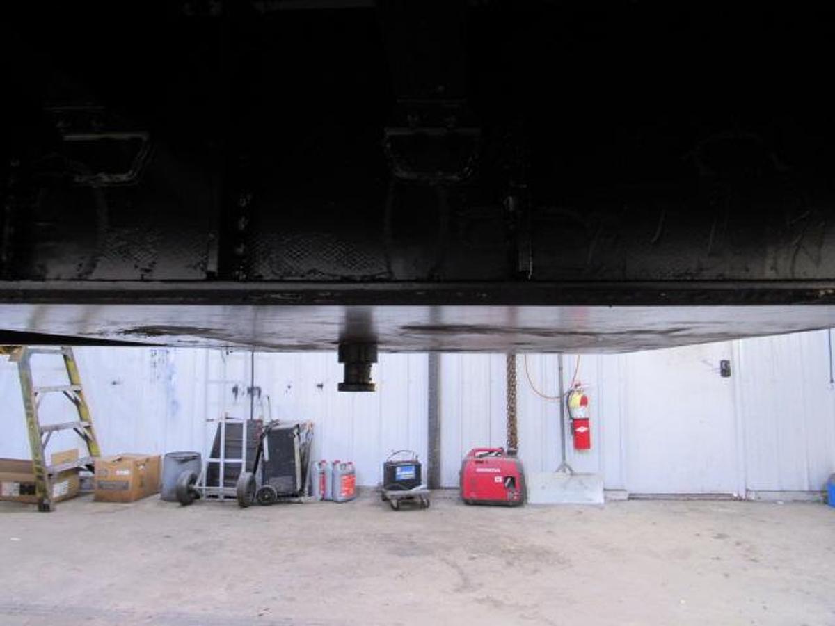 Used 2006 Transcraft Trailers 45' X 102" Flatbed Moffett Trailer