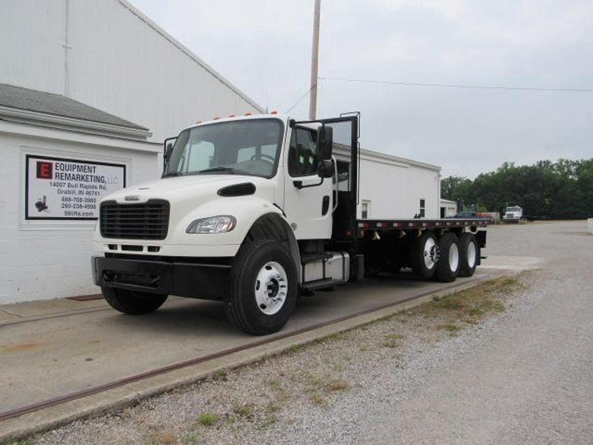 Used 2021 Freightliner M2 106