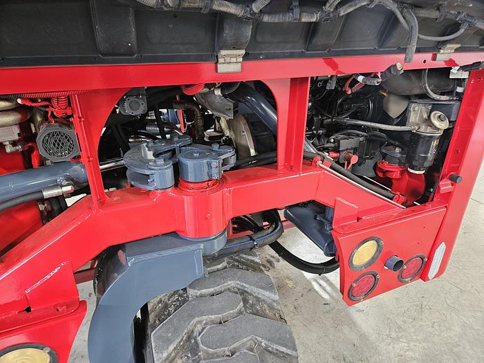 Used 2015 Moffett M8 55.3