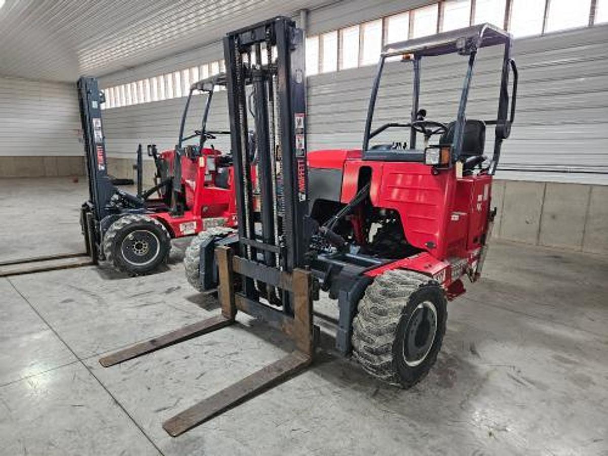 Used 2017 Moffett M8 55.4  4 Way