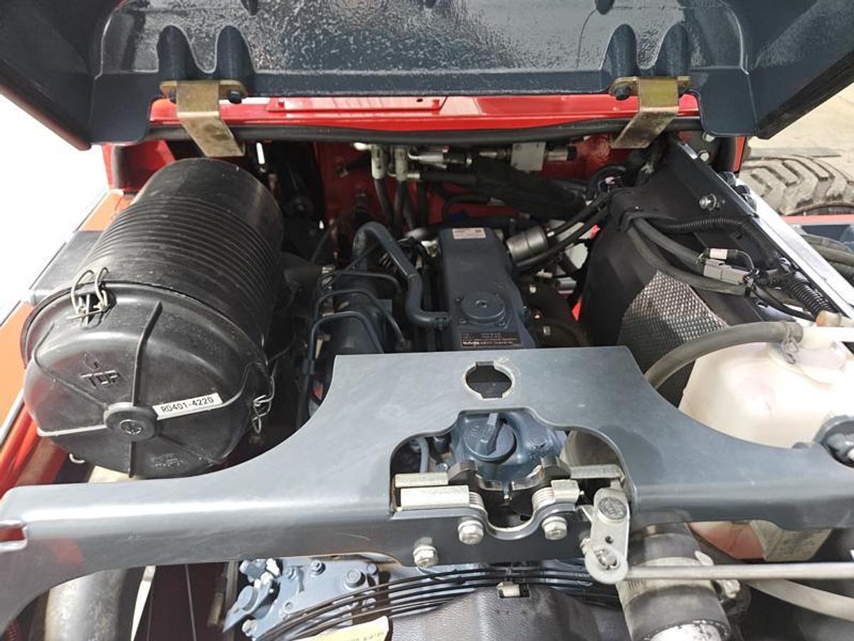 Used 2013 Moffett M70