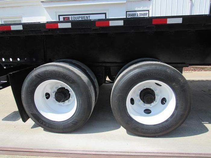 Used 2016 Great Dane Trailers 36' 6" X 102" Flatbed Moffett Trailer