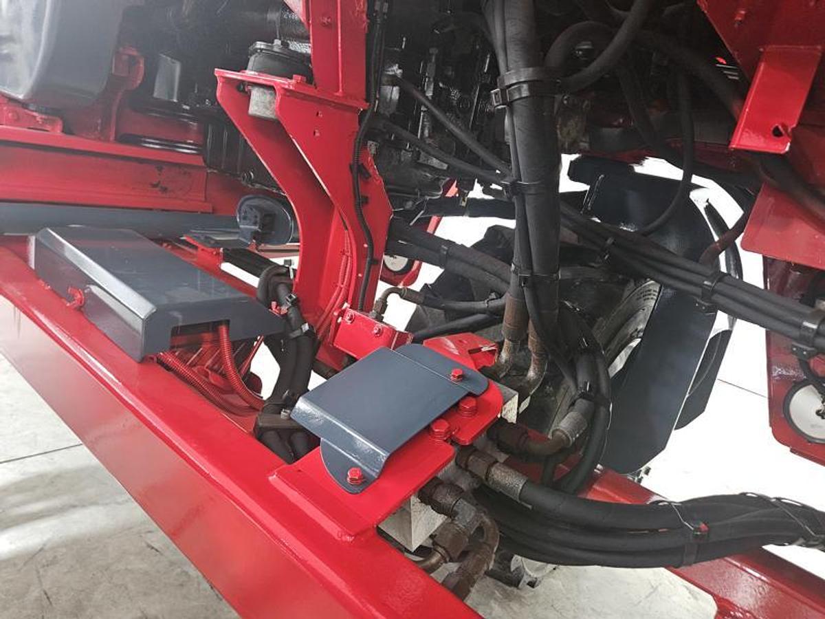 Used 2014 Moffett M70