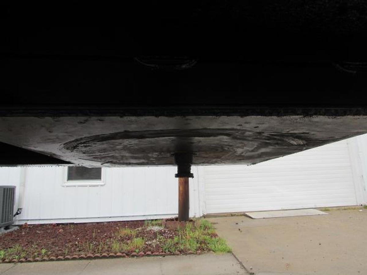 Used 2007 Lufkin 32' X 96" Moffett Trailer