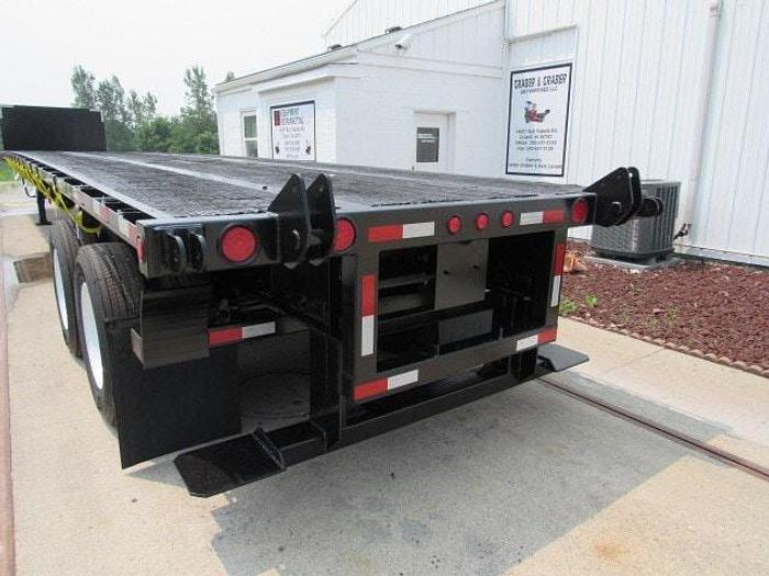 Used 2009 Great Dane Trailers 48' X 102" Flatbed Moffett Trailer