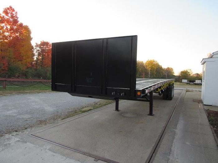 Used 2013 Great Dane Trailers  36' 6" X 102" Flatbed Moffett Trailer