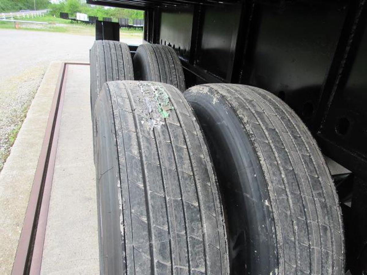 Used 2018 Utility 45' X 102 Princeton/Moffett Trailer