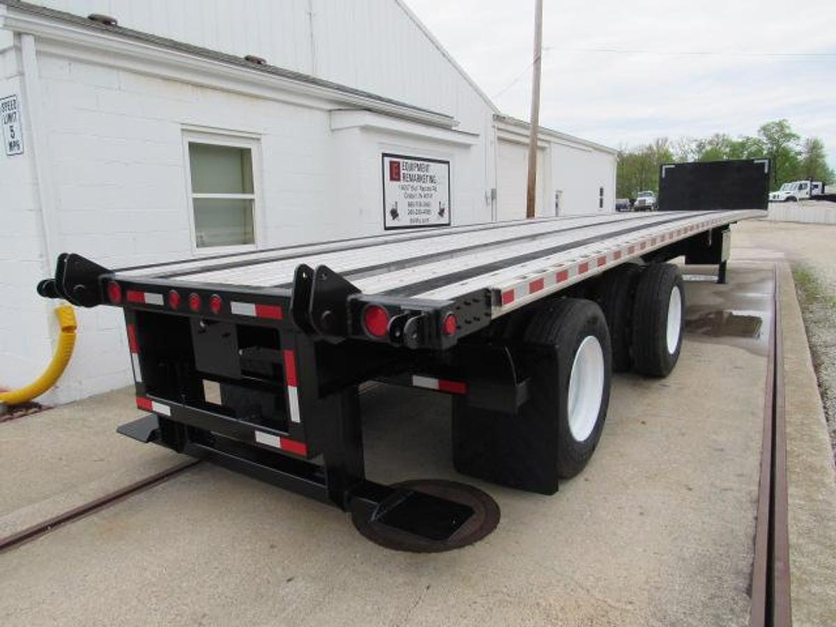Used 2015 Fontaine 48' X 102" Aluminum Combo Princeton/Moffett Trailer