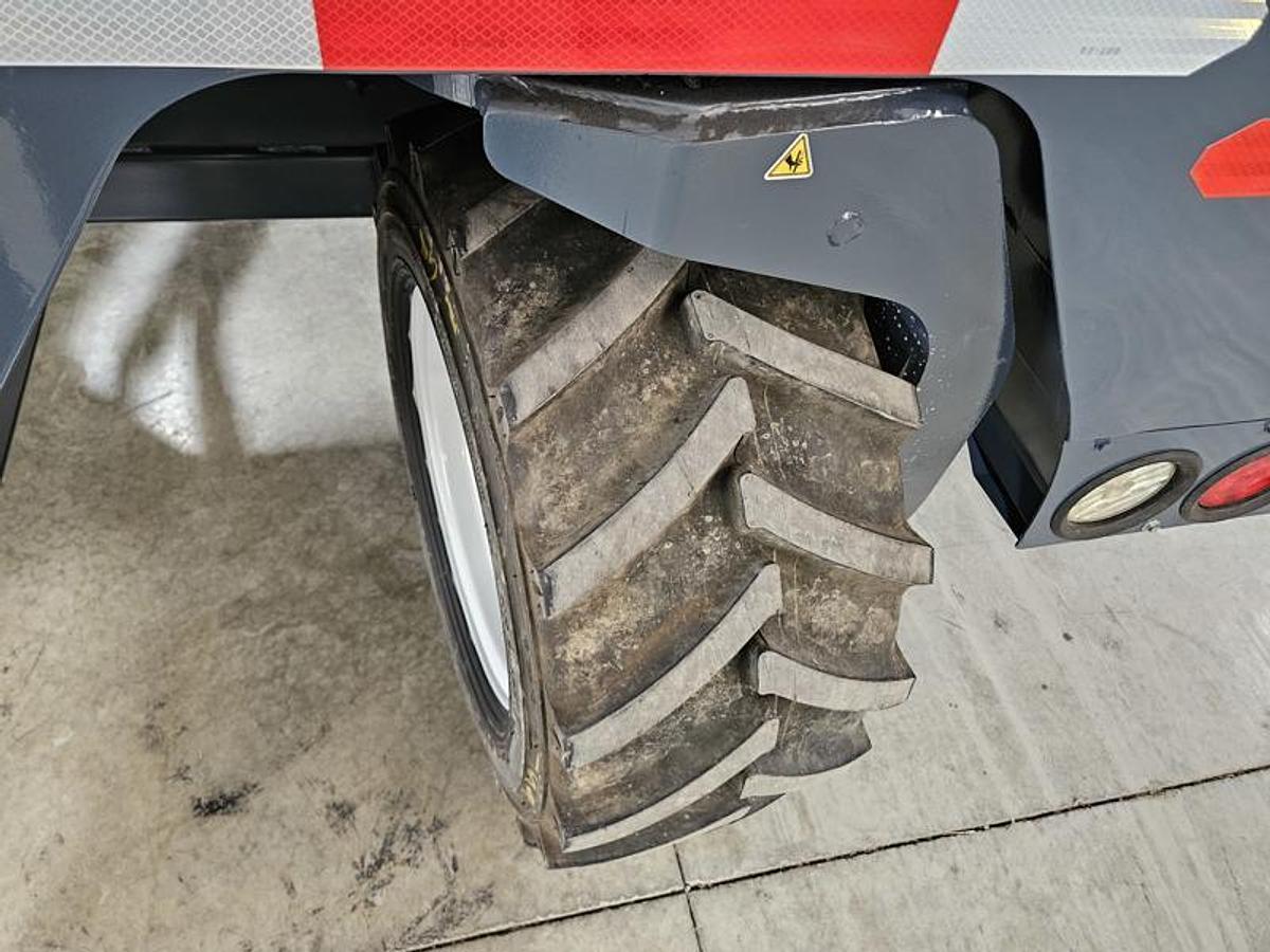 Used 2018 LOADMAC 825.4   4 Way Forklift w/Extended Reach