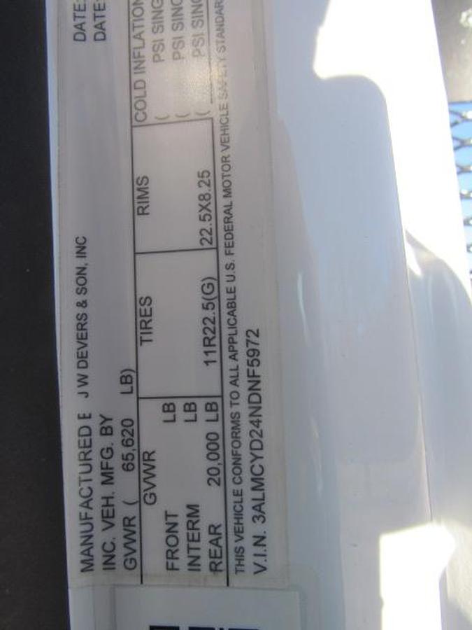 Used 2022 Freightliner M2 106