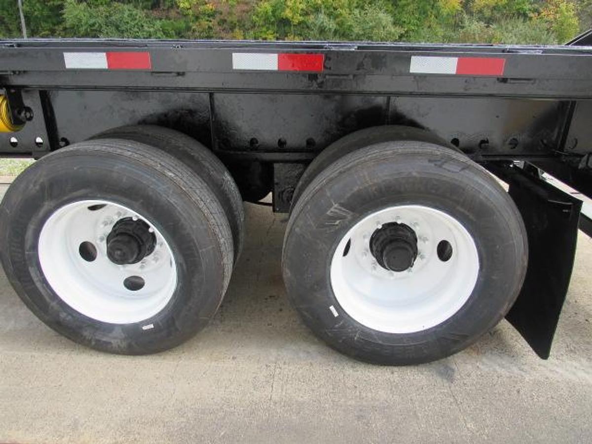 Used 2016 Great Dane Trailers 48' X 102" Flatbed Moffett Trailer