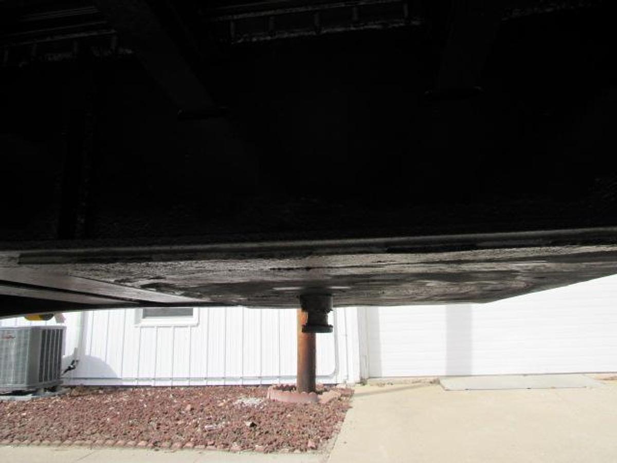 Used 2016 Utility 36' 6" X 102 Alum Combo Princeton/Moffett Trailer