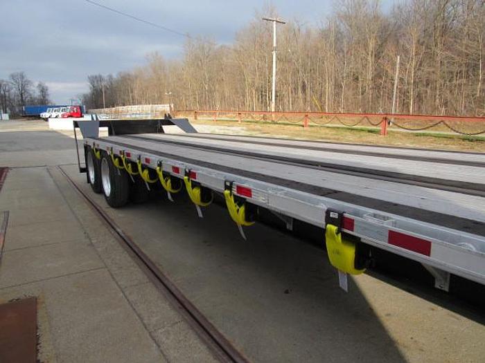 Used 2016 Utility 48' X 102" Alum/Steel Combo Step Deck Trailer Forklift Mount.