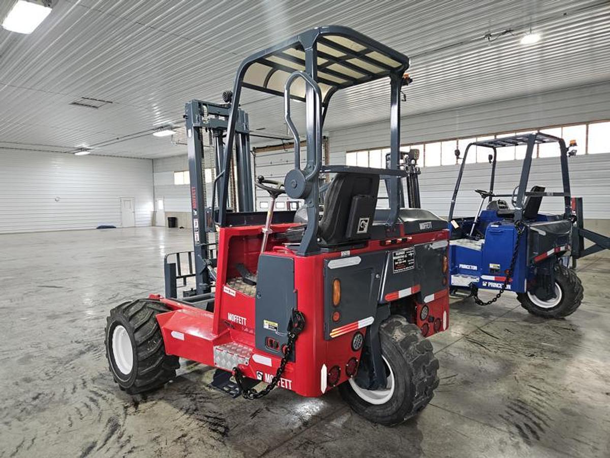 Used 2016 Moffett M8 70.3