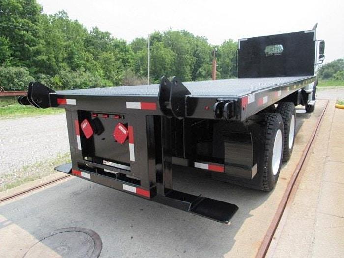 Used 2017 Freightliner M2 106