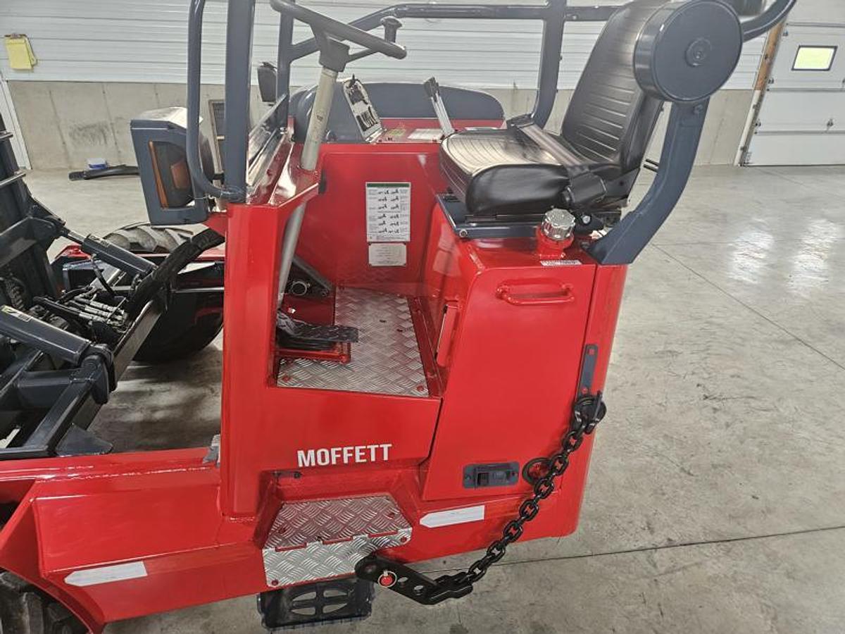 Used 2015 Moffett M8 55.3