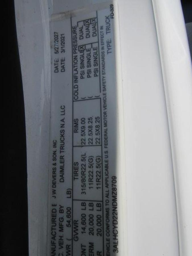 Used 2022 Freightliner M2 106