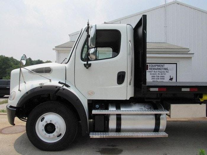 Used 2017 Freightliner M2 106