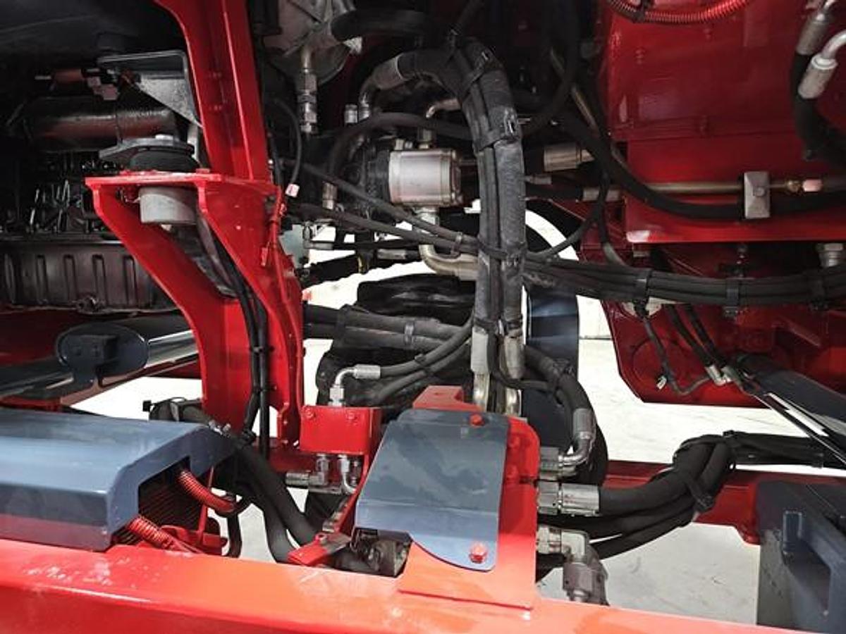 Used 2016 Moffett M8 55.3