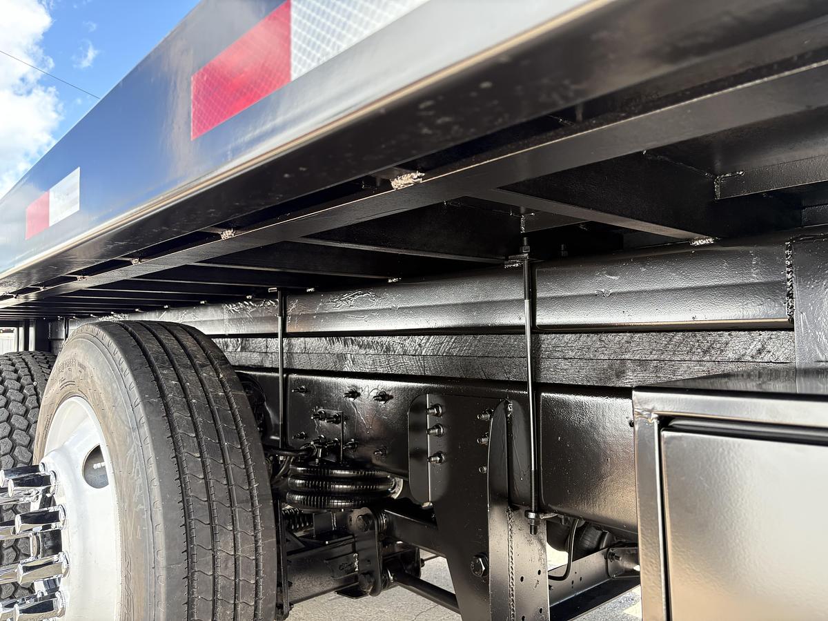 Used 2020 Kenworth T370 Flatbed Truck