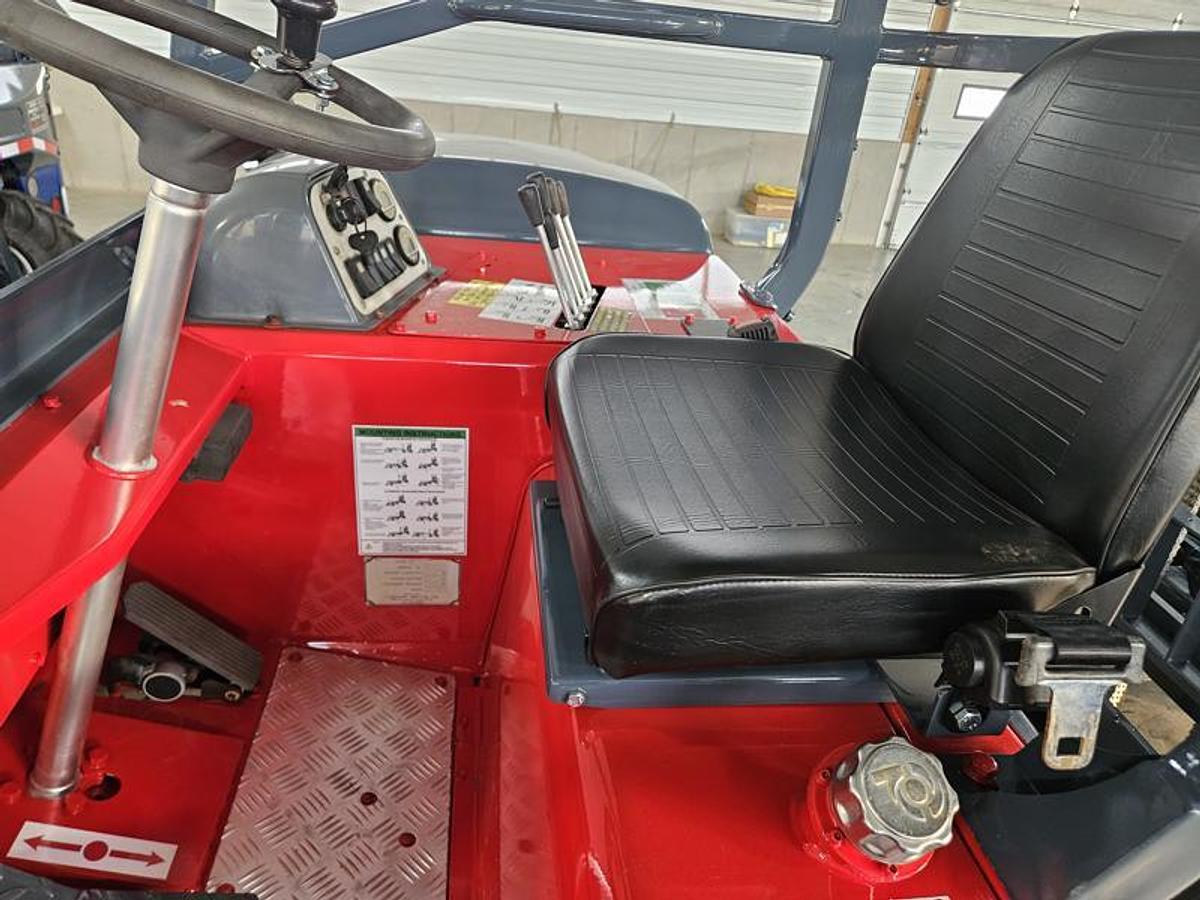 Used 2015 Moffett M8 55.3