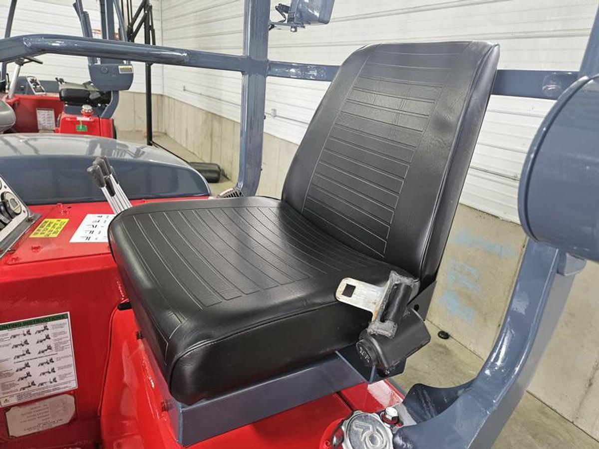 Used 2014 Moffett M55