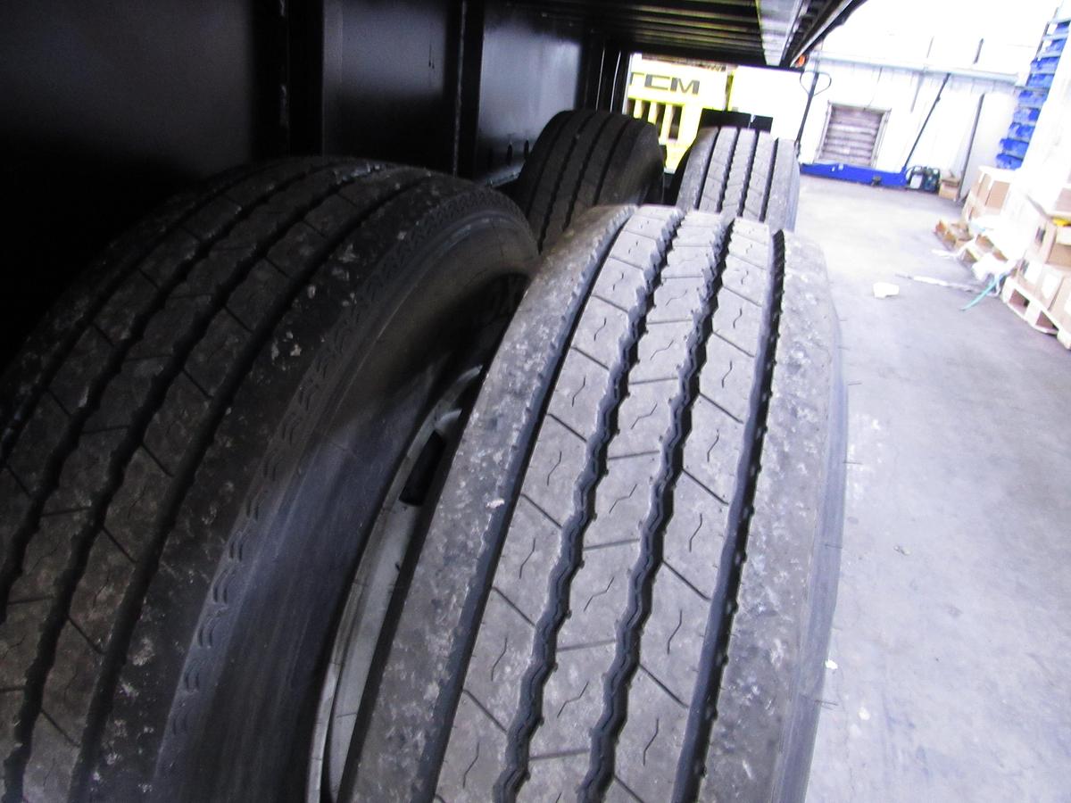 Used 2015 Utility 48' X 102 Princeton/Moffett Trailer