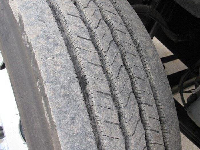 Used 2016 Freightliner M2 106