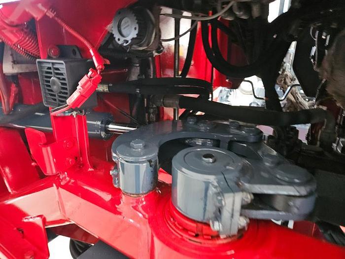 Used 2019 Moffett M8 55.3P