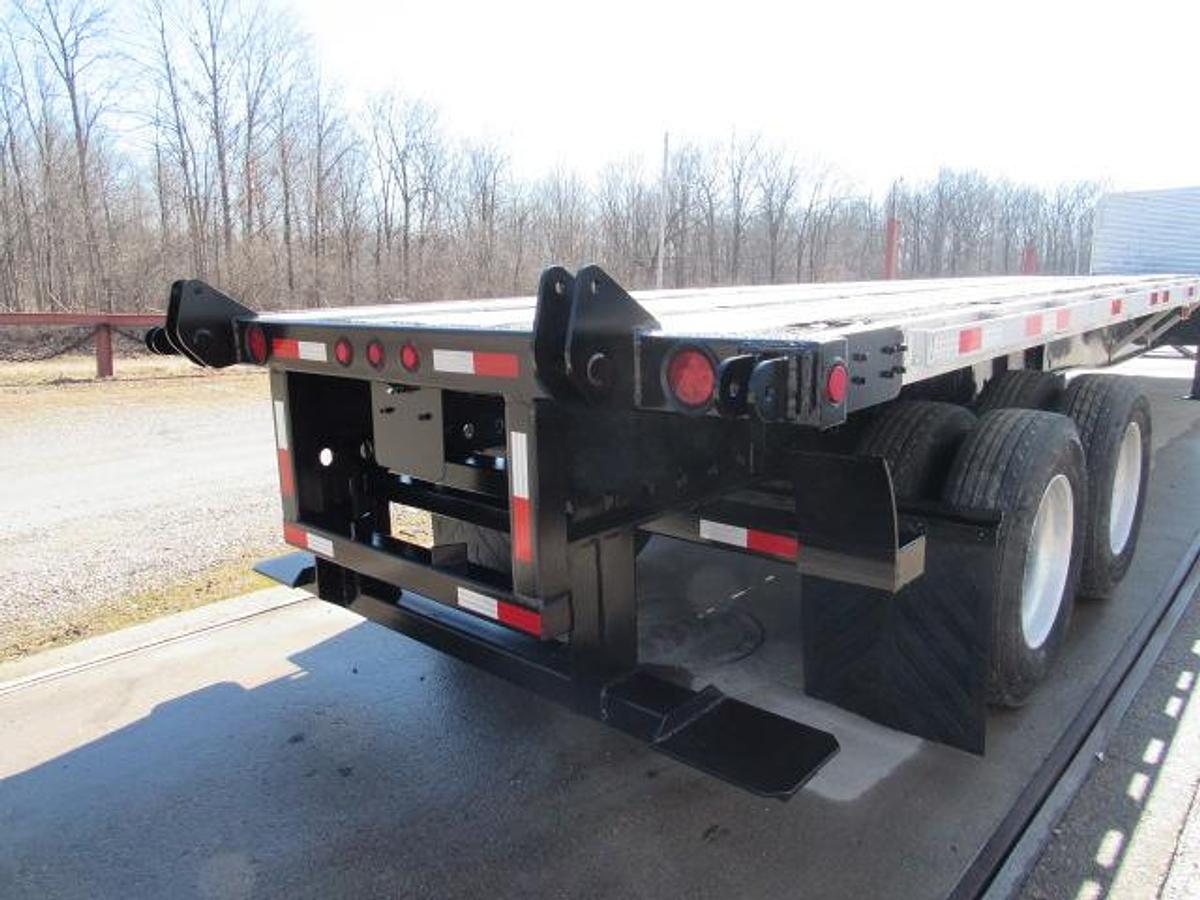 Used 2014 Utility 45' X 102 Alum Combo Princeton/Moffett Trailer