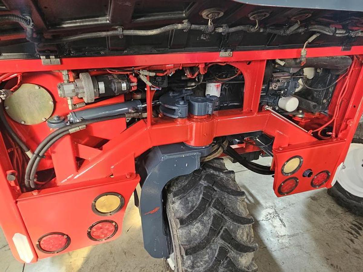 Used 2006 Moffett M 55