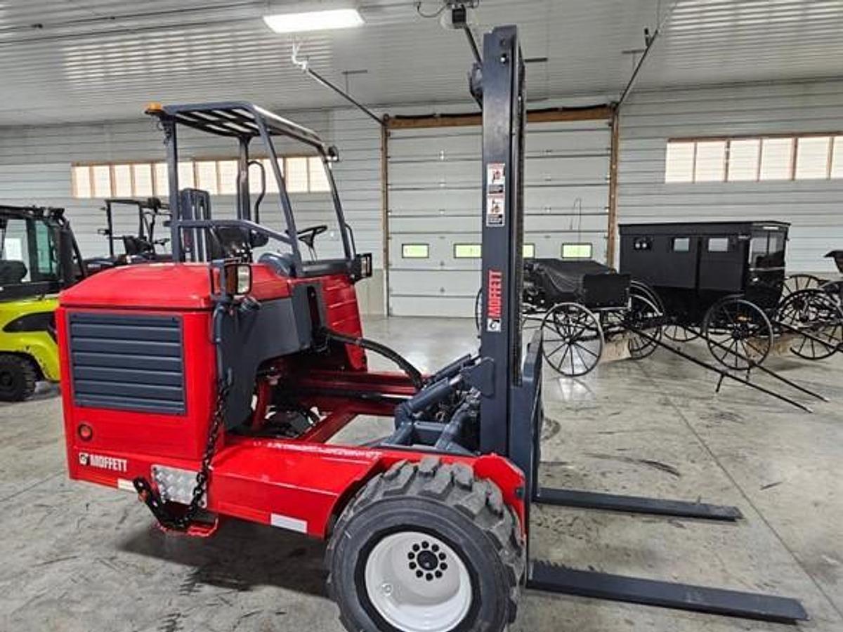 Used 2014 Moffett M8 70.3