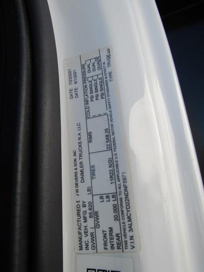 Used 2022 Freightliner M2 106