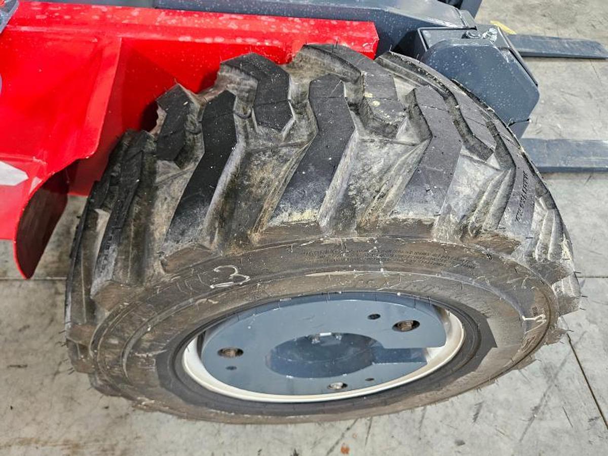 Used 2006 Moffett M 55.4 4 Way