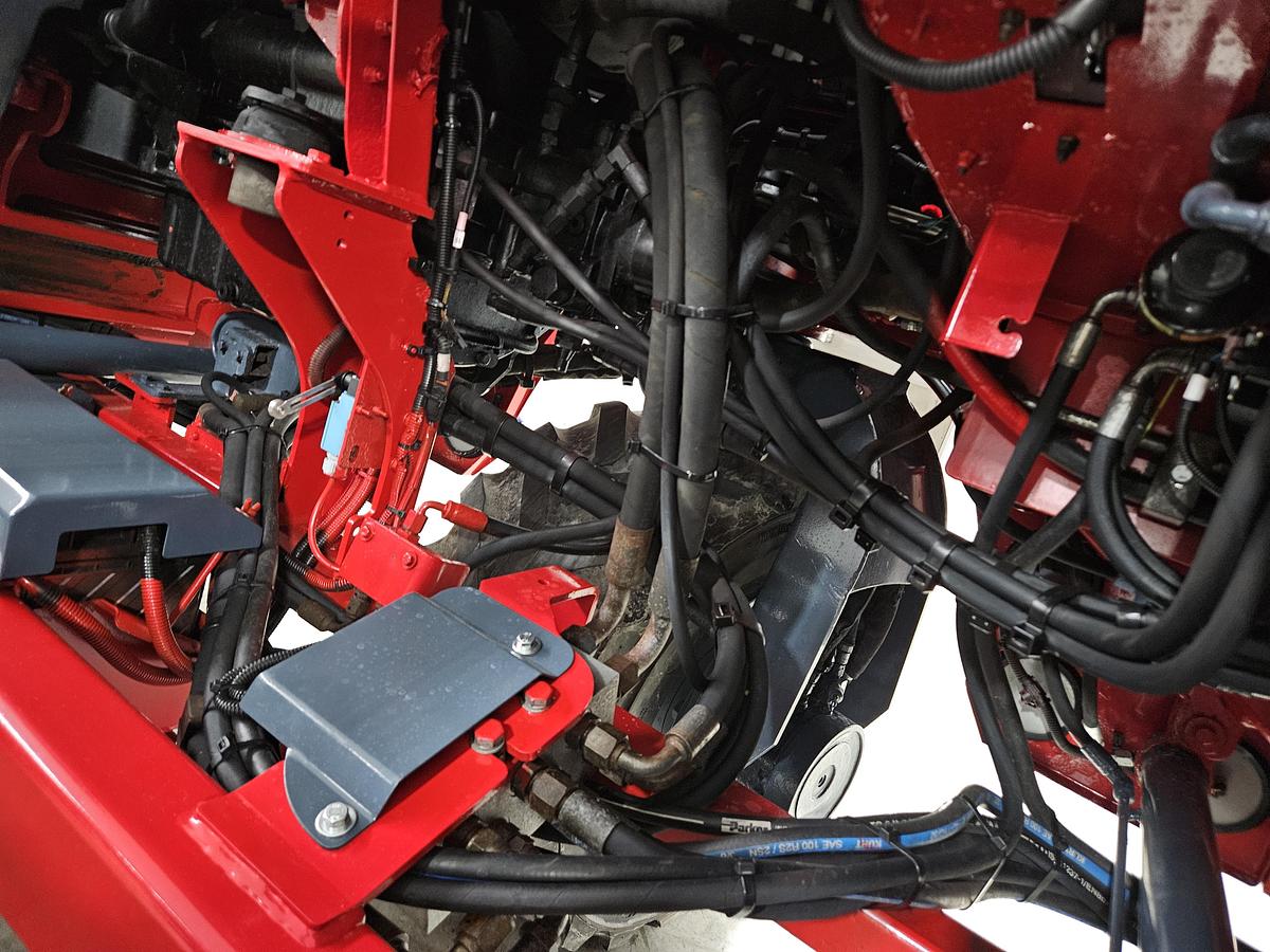 Used 2015 Moffett M8 55.4 4 Way