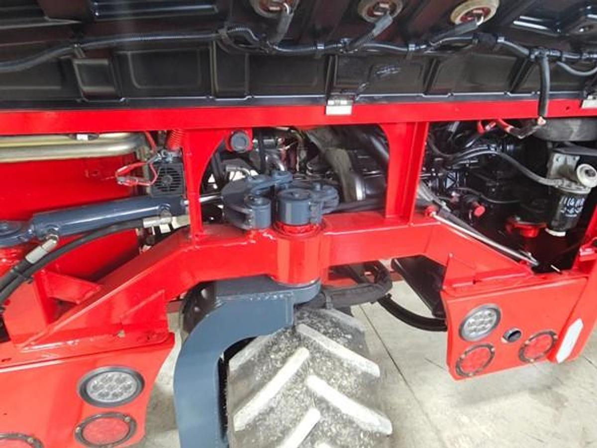 Used 2015 Moffett M8 70.3