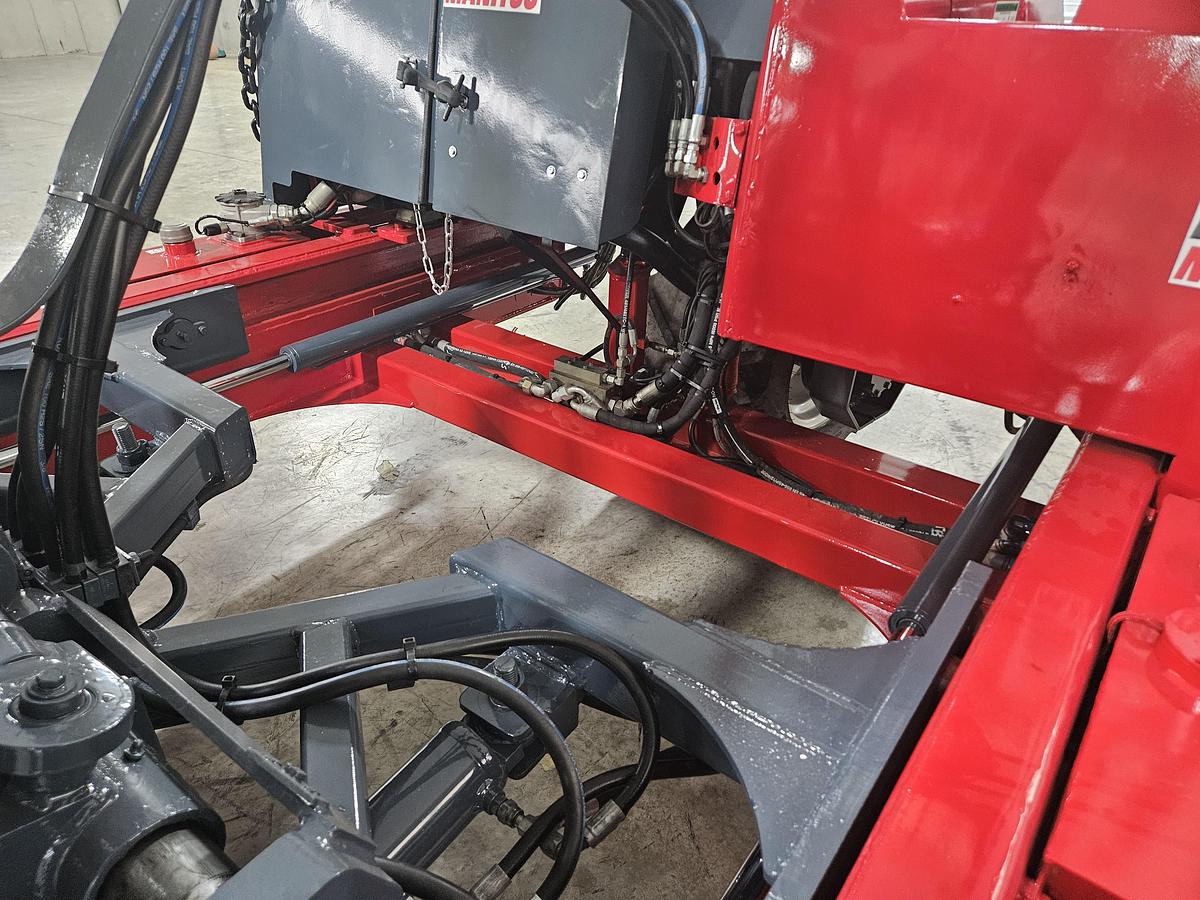 Used 2009 Manitou TMV55HT Telescopic Boom 10' Lift Height