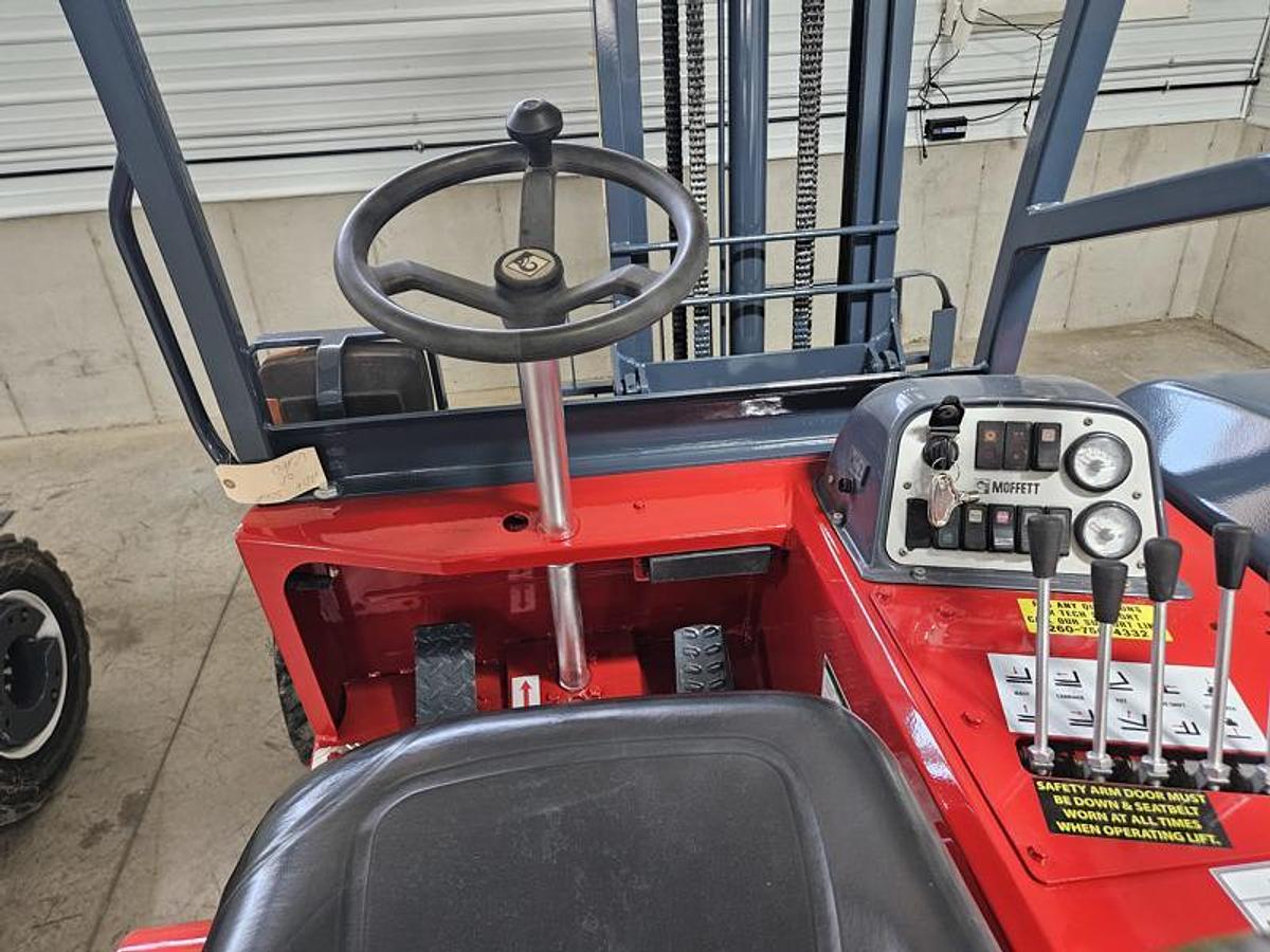 Used 2013 Moffett M70