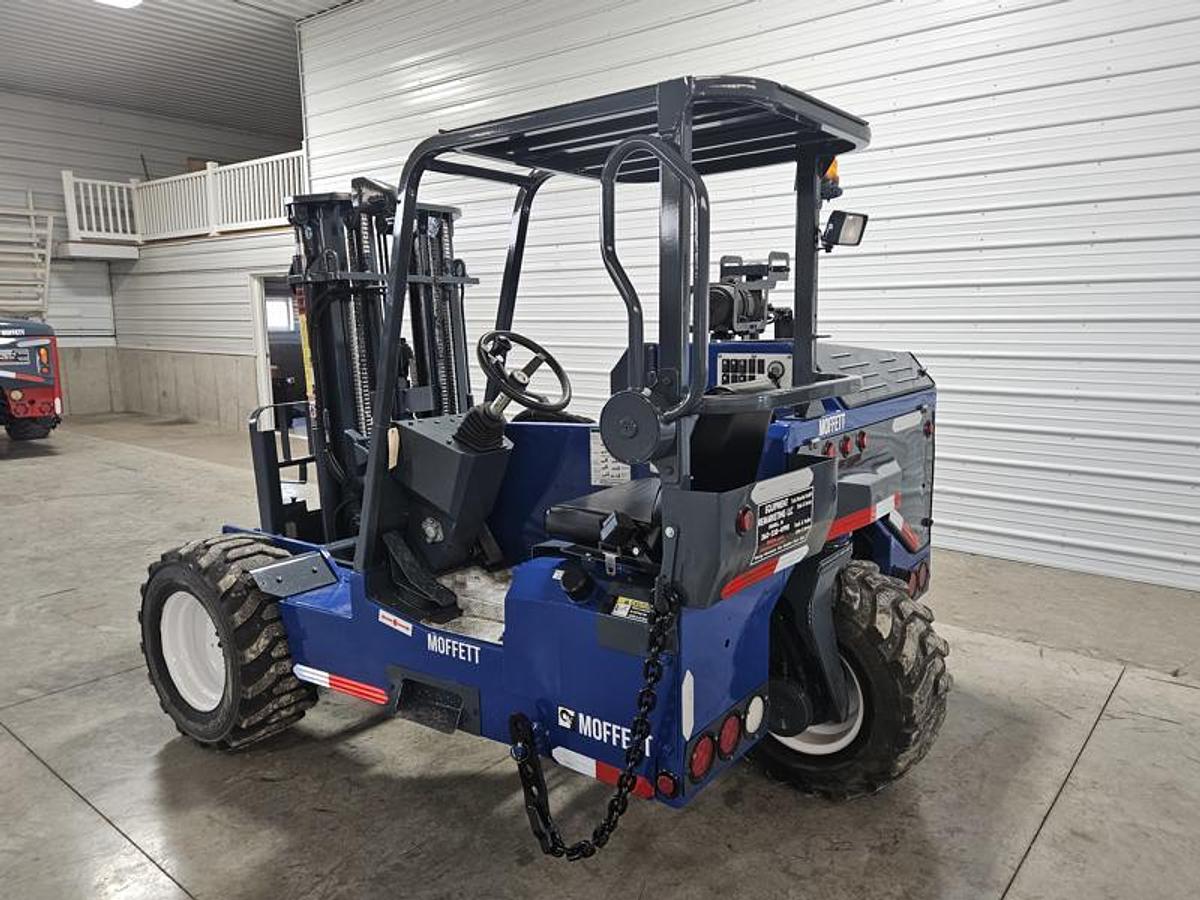 Used 2017 Moffett M8 55.3LP