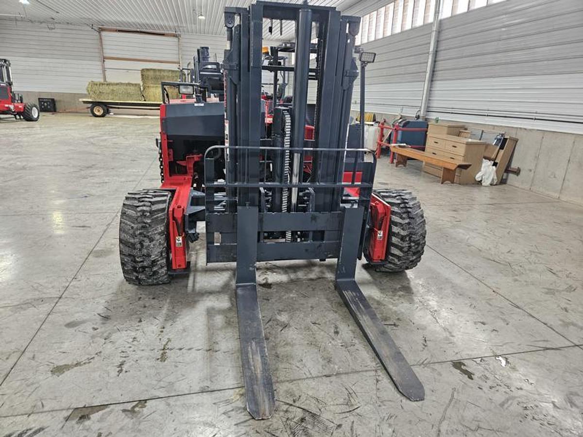 Used 2015 Moffett M8 55.3LP