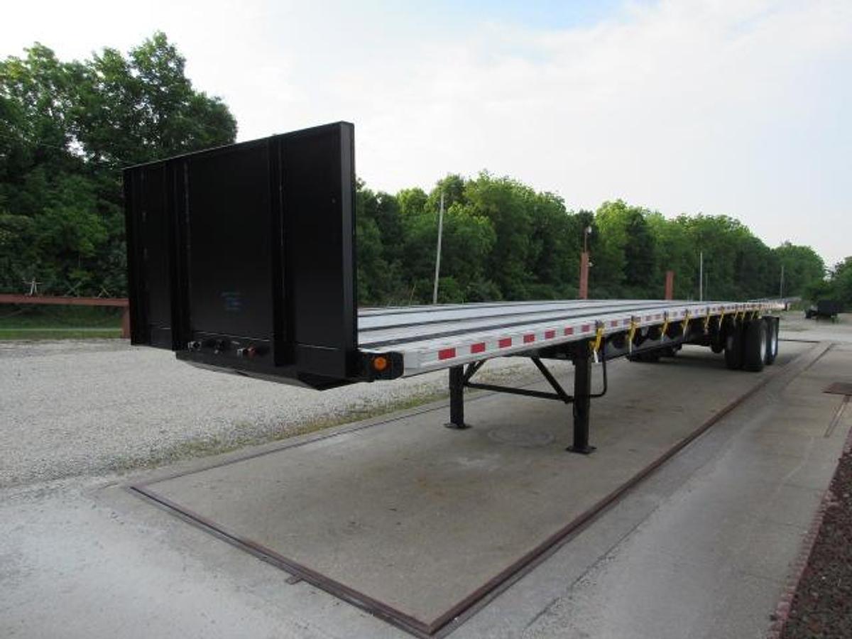 Used 2015 Fontaine 45' X 102" Aluminum Combo Princeton/Moffett Trailer