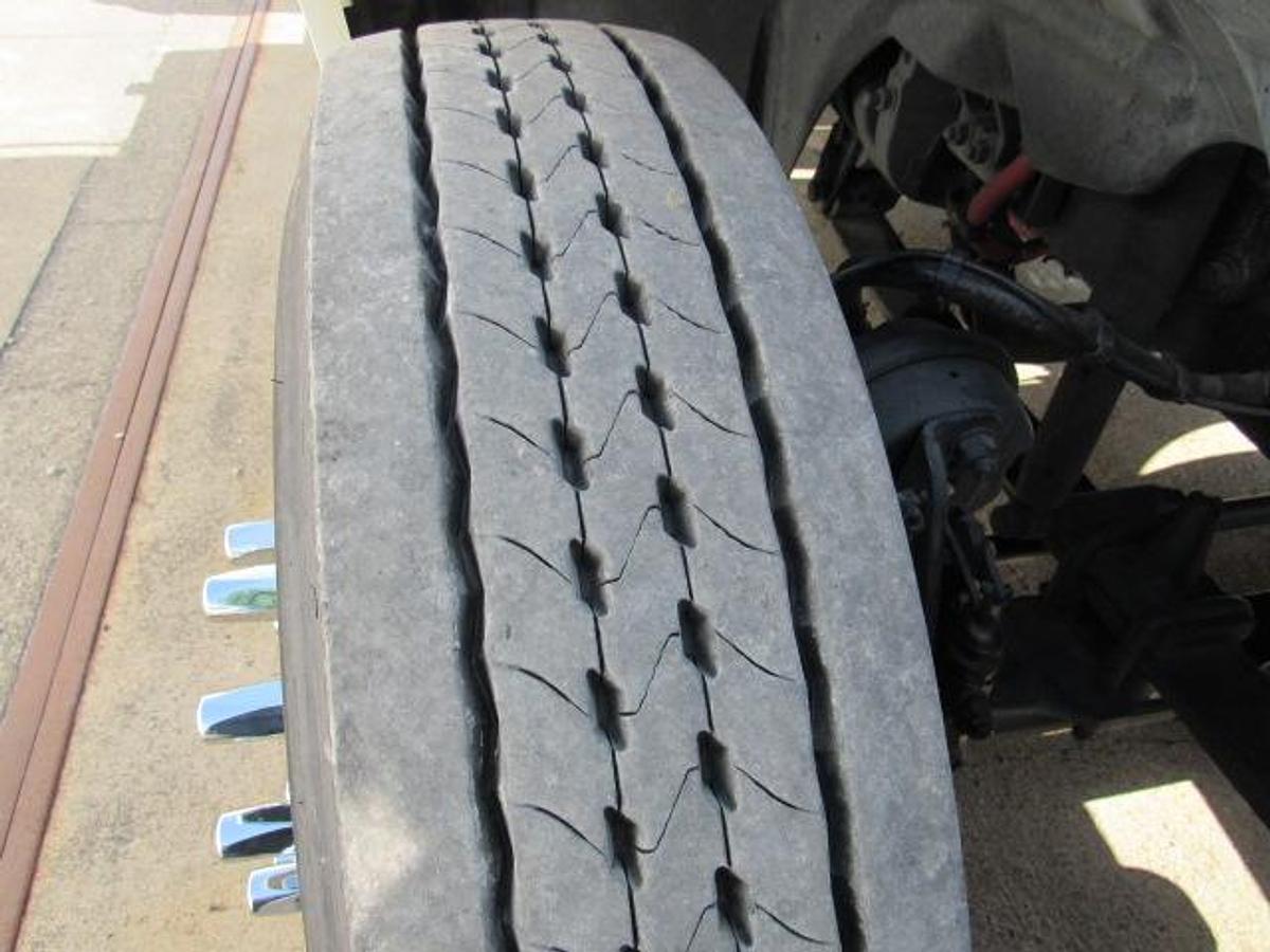 Used 2018 Freightliner Cascadia 125