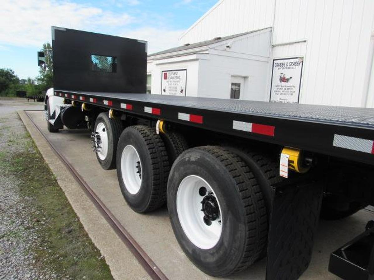 Used 2021 Kenworth T370 Flatbed Truck