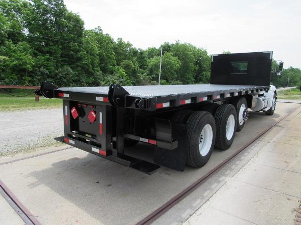Used 2021 Kenworth T370 Flatbed Truck
