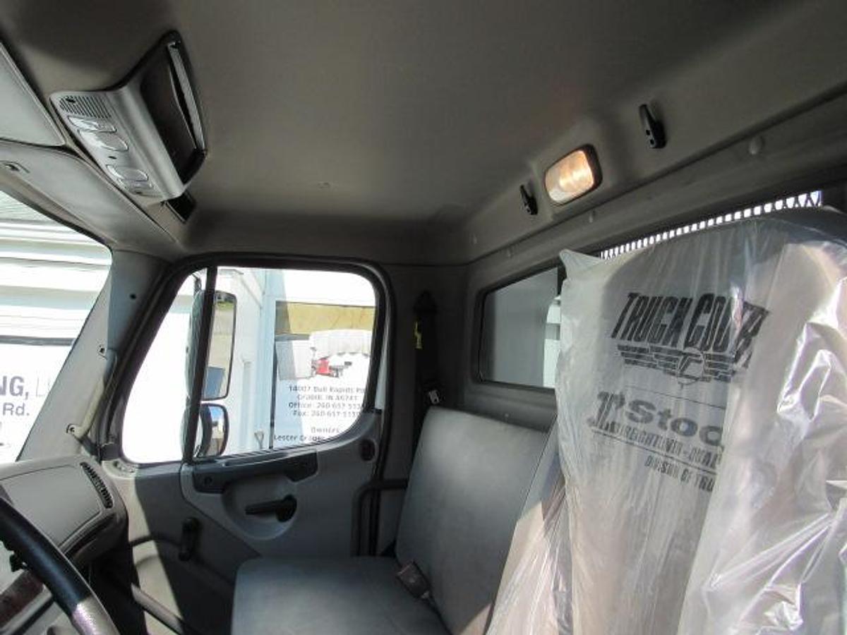 Used 2023 Freightliner M2 106