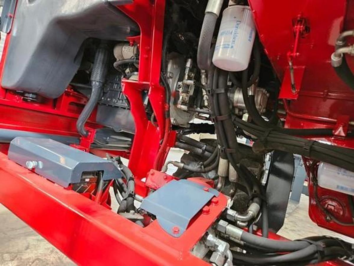 Used 2013 Moffett M70