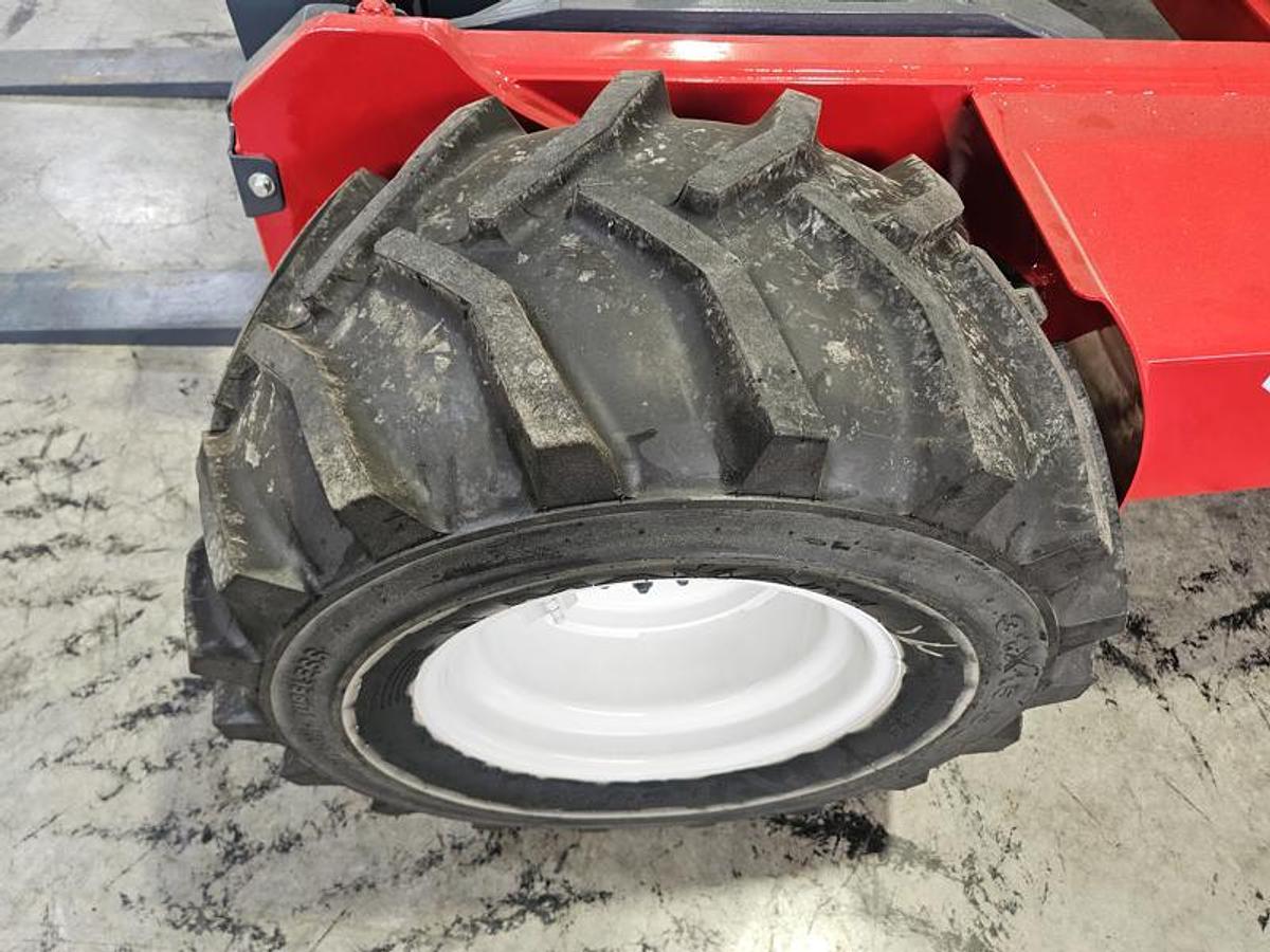 Used 2016 Moffett M8 70.3